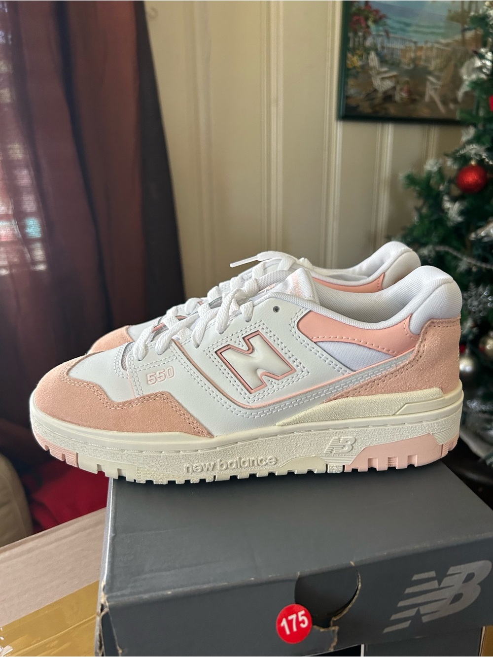 New Balance Women's White and Pink Athletic Sneakers